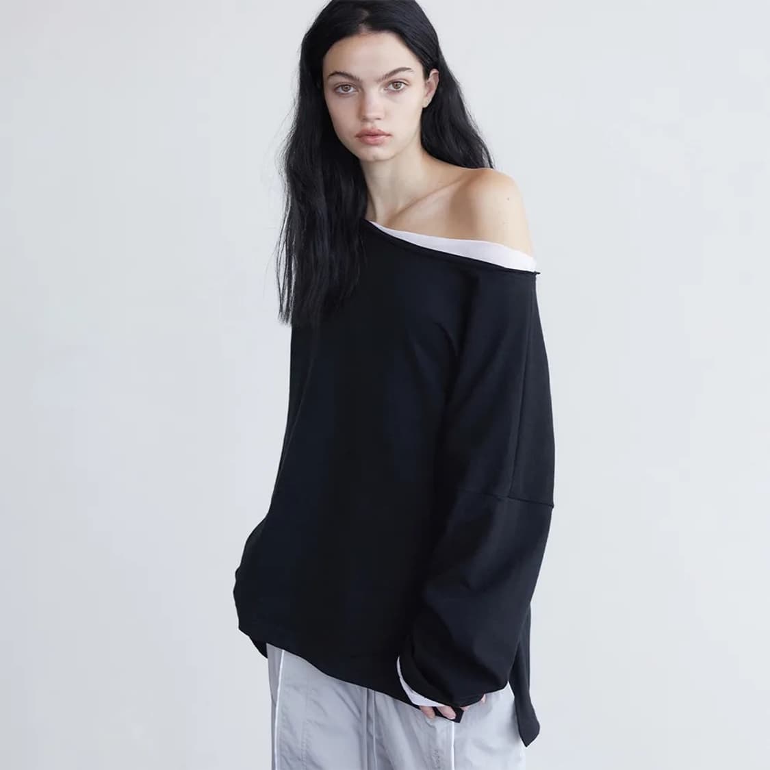 홀페이퍼 Unbalanced Layered Top 상품이미지1