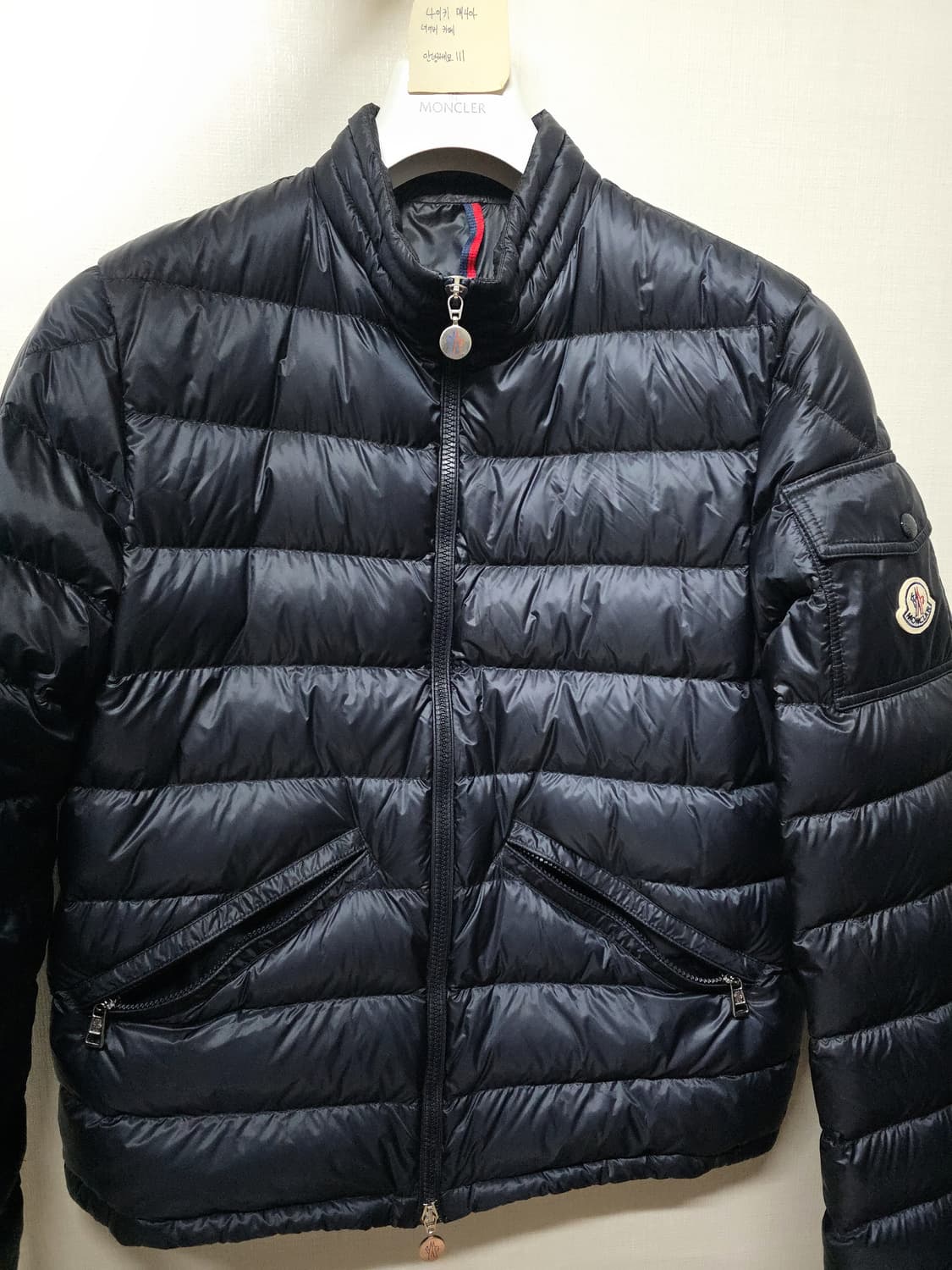 몽클레어 아게이 구스다운 경량패딩4 네이비 상품이미지1