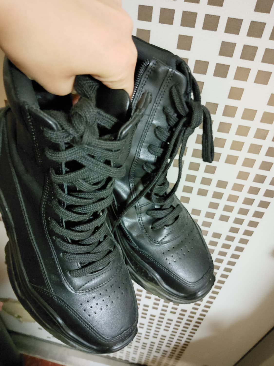 고스룩 블랙 레이스업 부츠 상품이미지3
