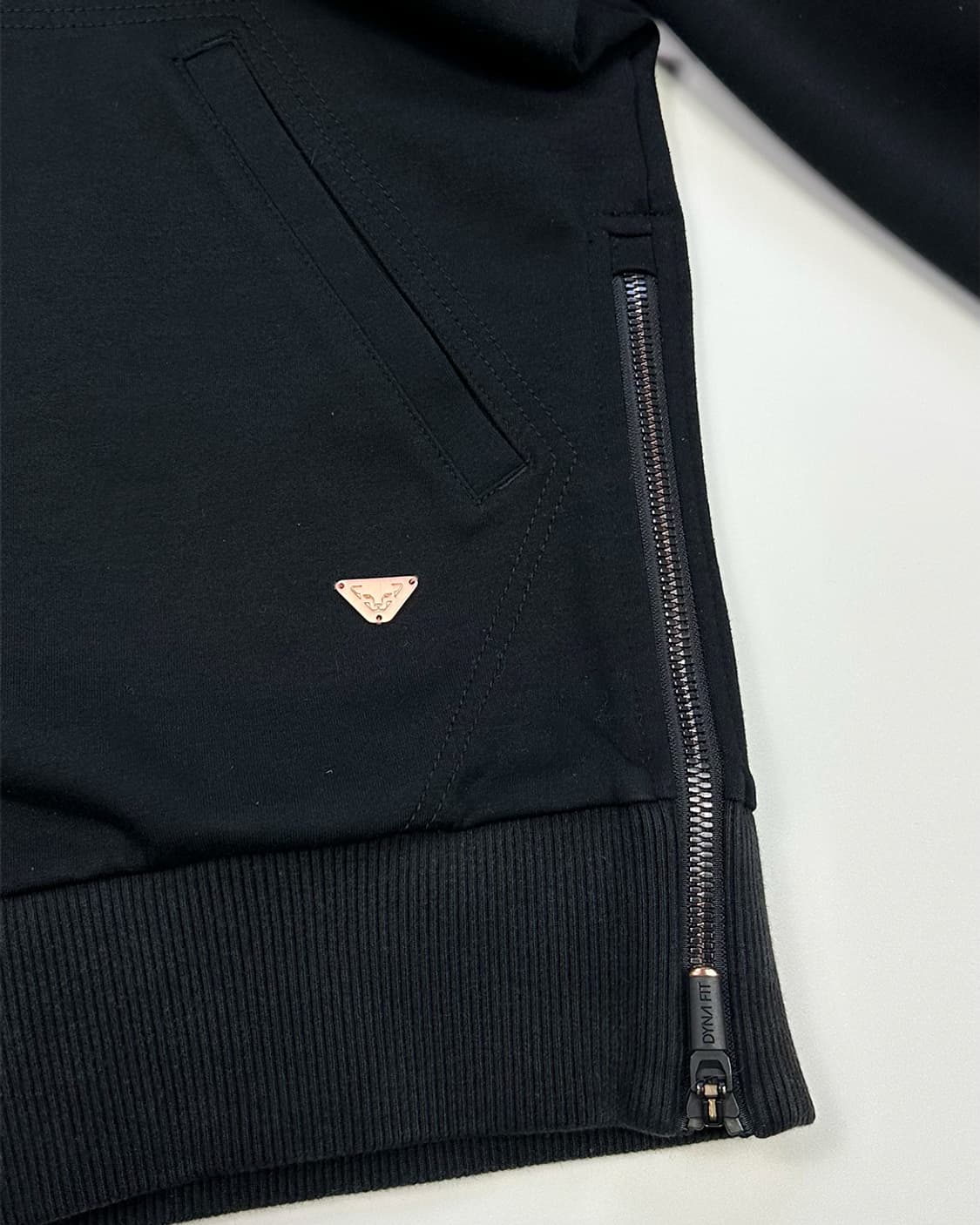 다이나핏 사이드 절개 후드집업 상품이미지3