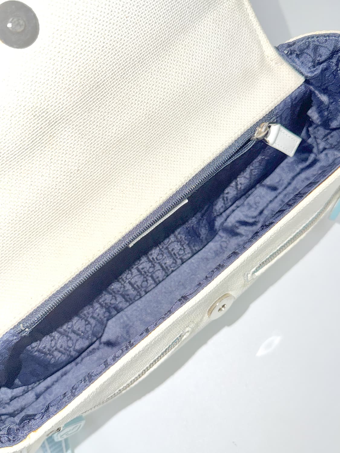 디올 트로터 새들 캔버스 바게트 크로스백 상품이미지9