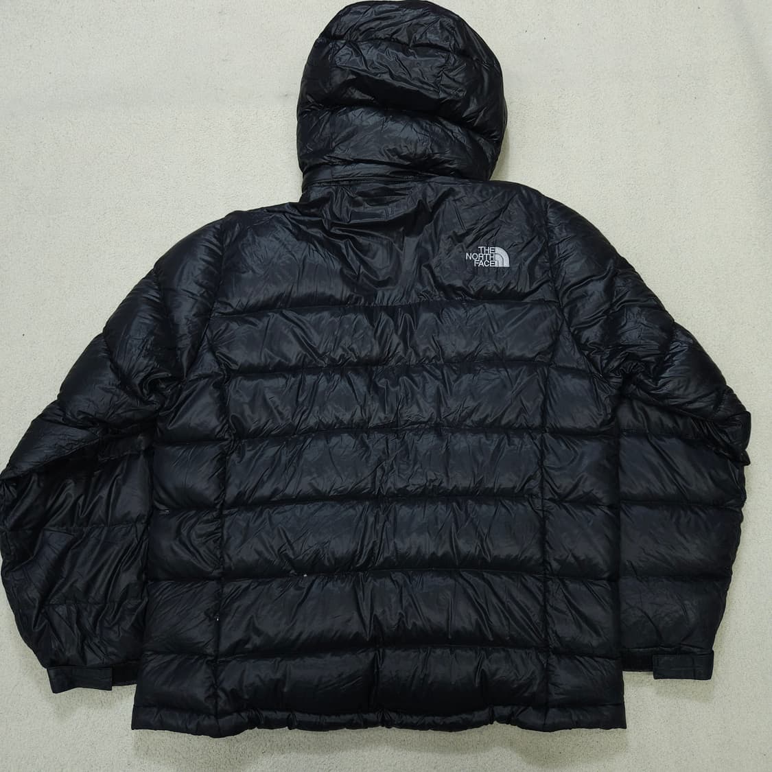 노스페이스 700필 구스 다운 후드 패딩 100 블랙 상품이미지3