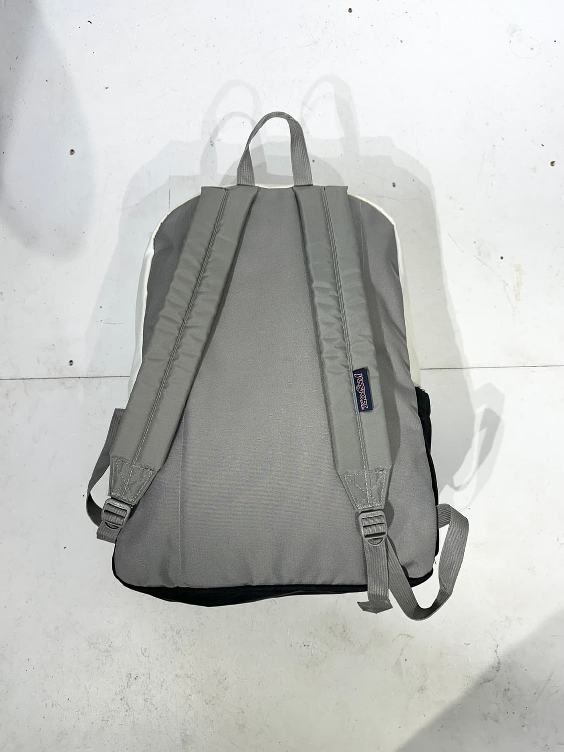 잔스포츠 화이트 백팩 가방 상품이미지5