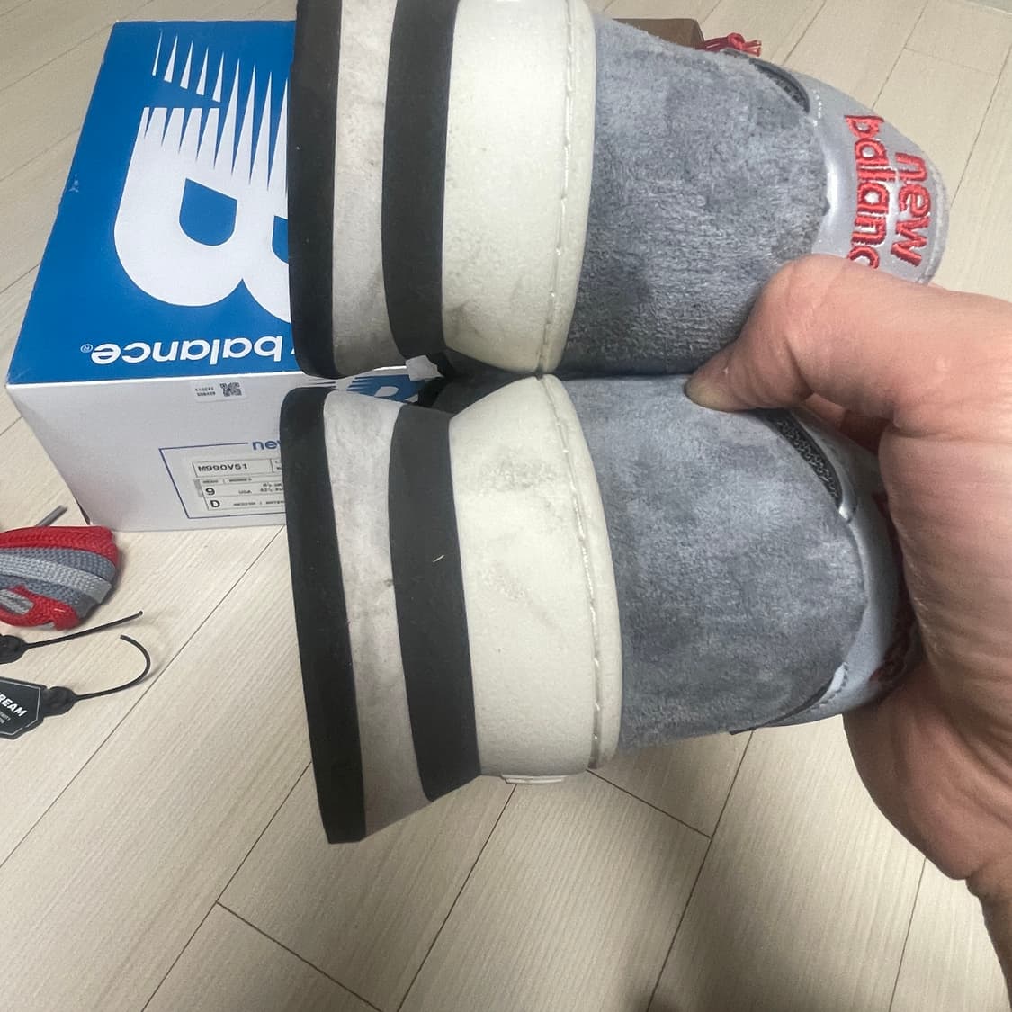 990v1 270 40주년 레드탭 상품이미지6