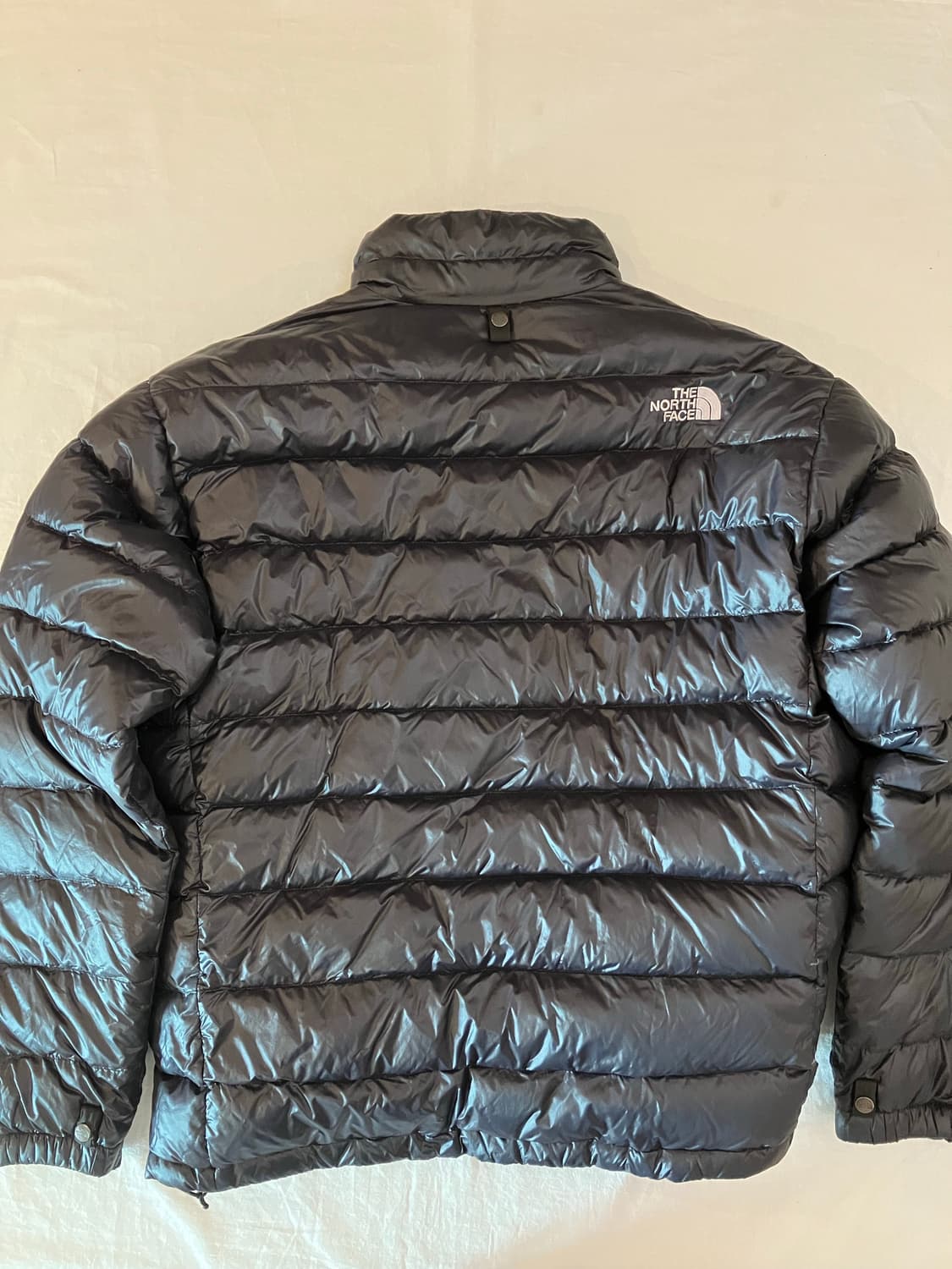노스페이스 마티에 700필 유광 애벌래 경량패딩 상품이미지3