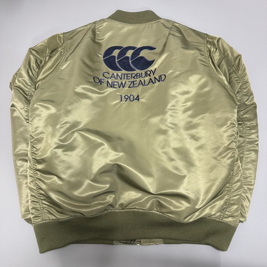 캔터베리 올리브컬러 나일론 양면 자수 패치로고 MA-1 플라이트 자켓 상품이미지9