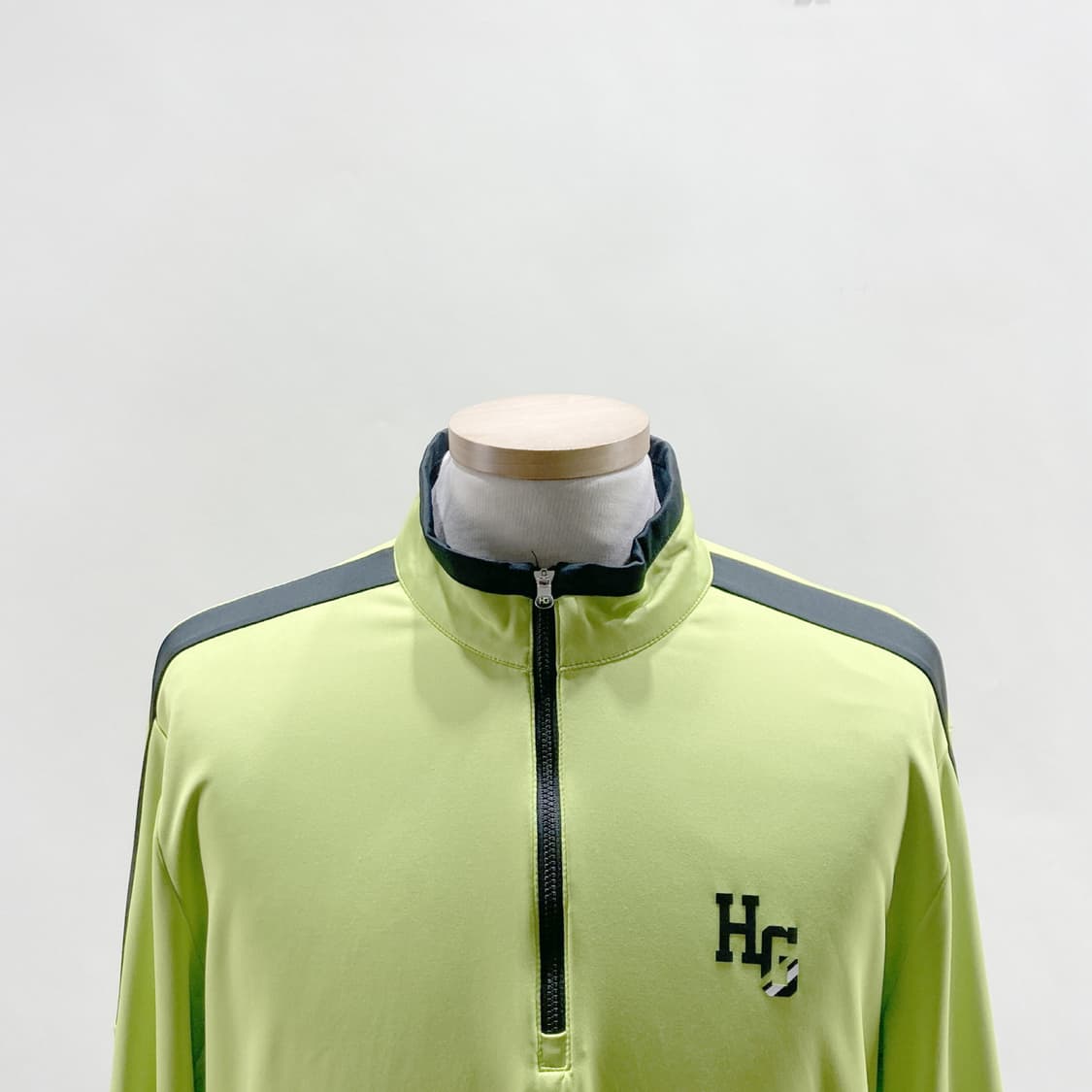헤리토리 남성 골프반집업긴팔 형광 100  상품이미지2