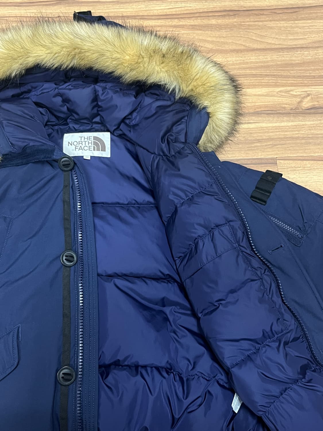 노스페이스 화이트라벨 메리덴 덕다운 숏패딩 상품이미지3