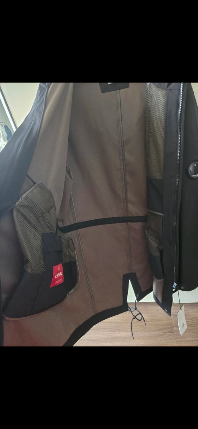 CP컴퍼니 쉘 롱 자켓 46사이즈 블랙 새상품 상품이미지4