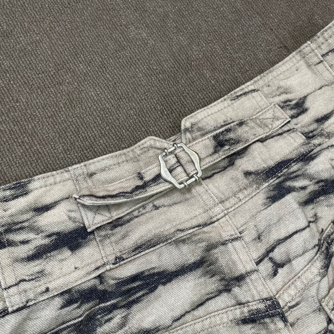 H&M 우먼스 하이라이즈 패턴 데님 40 상품이미지4