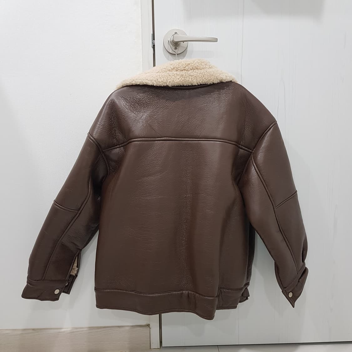 브라운 겨울 무스탕 자켓 상품이미지2