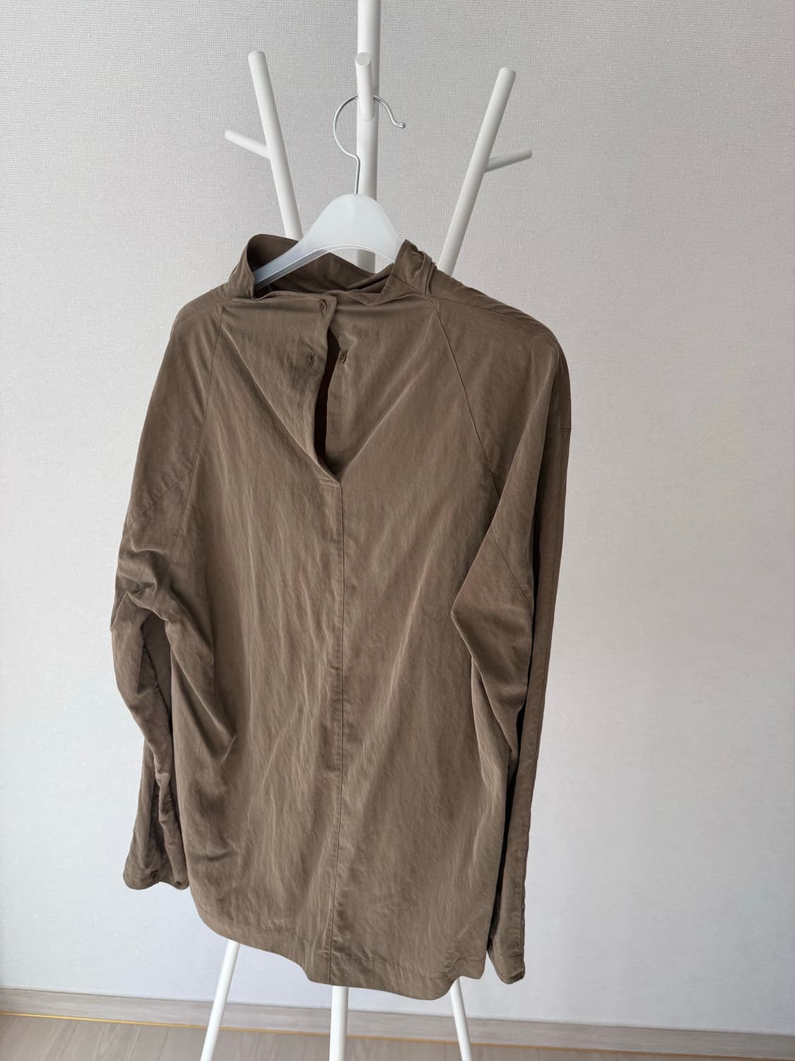 모이아 soft cowl 블라우스,brown 상품이미지2