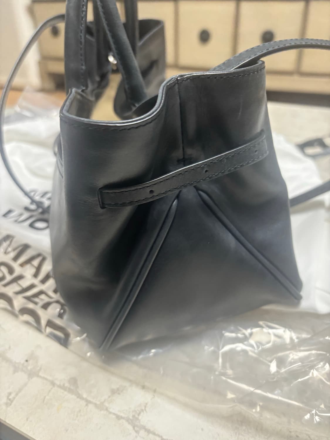 마지셔우드 GRANDMA USED BAG 네이비 신상품! 정가 398,0 상품이미지8