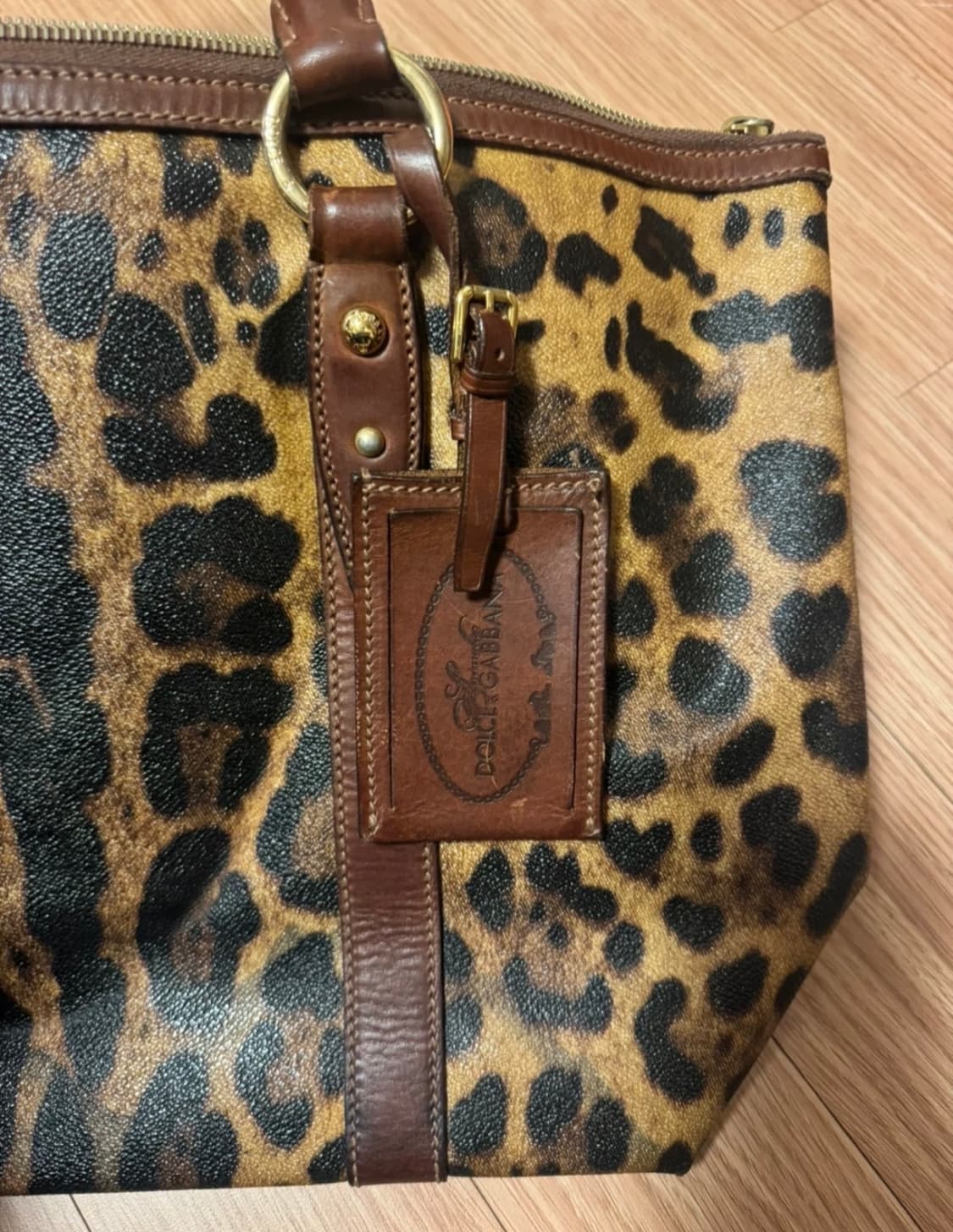 돌체앤가바나 레오파드 레더 토트백 상품이미지2