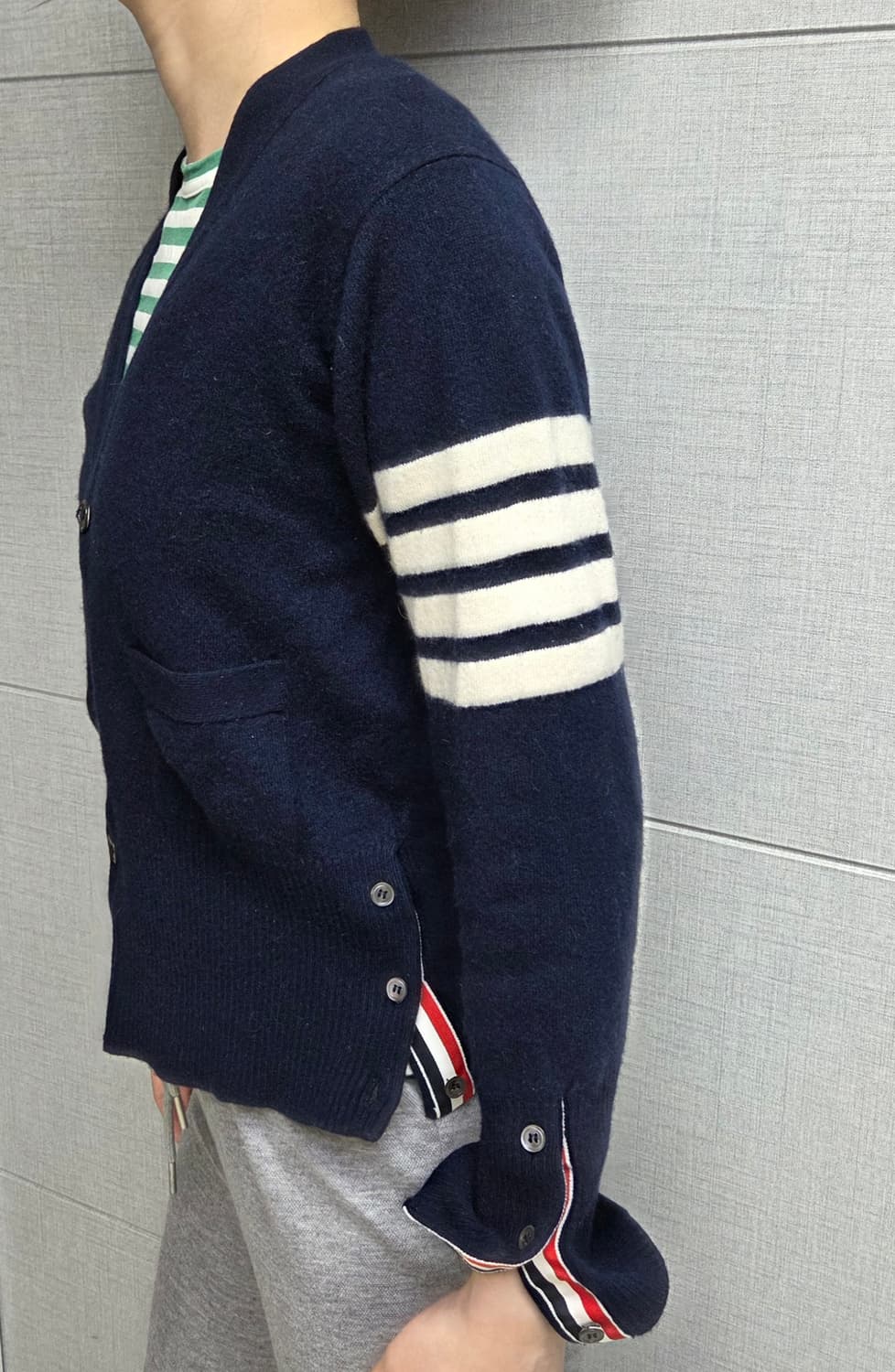 톰브라운 네이비 4선 캐시미어 가디건 상품이미지8