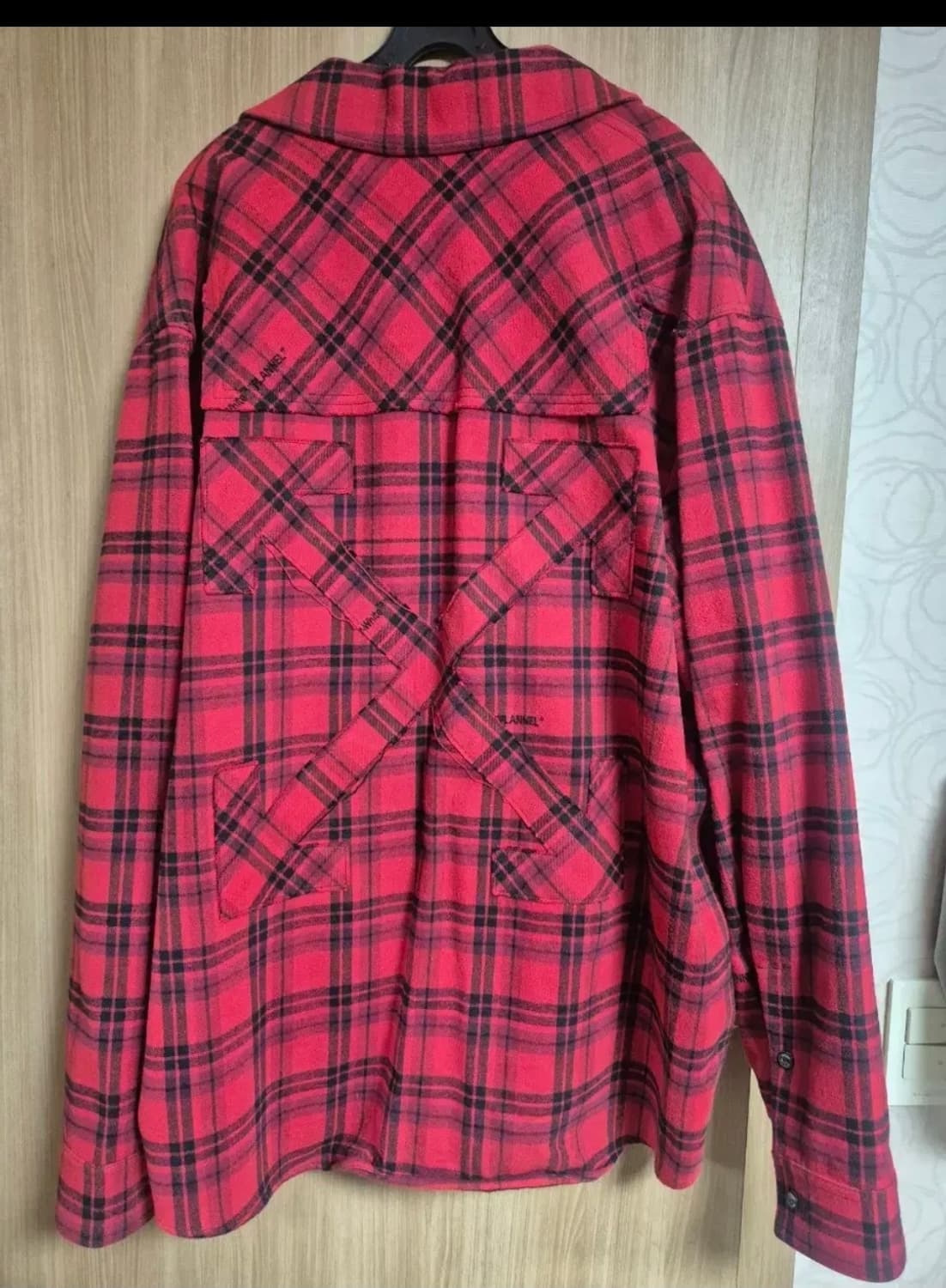 오프화이트 레드 체크셔츠 상품이미지2