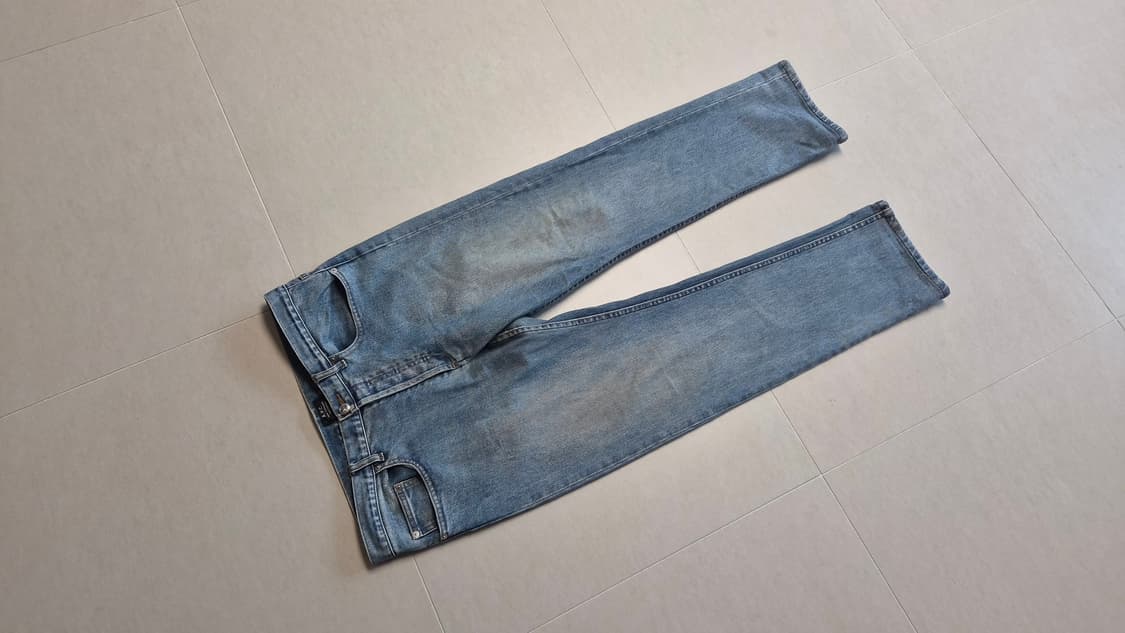 A.P.C 아페쎄 뉴스탠다드 클래식 스트레이트핏 청바지 상품이미지2