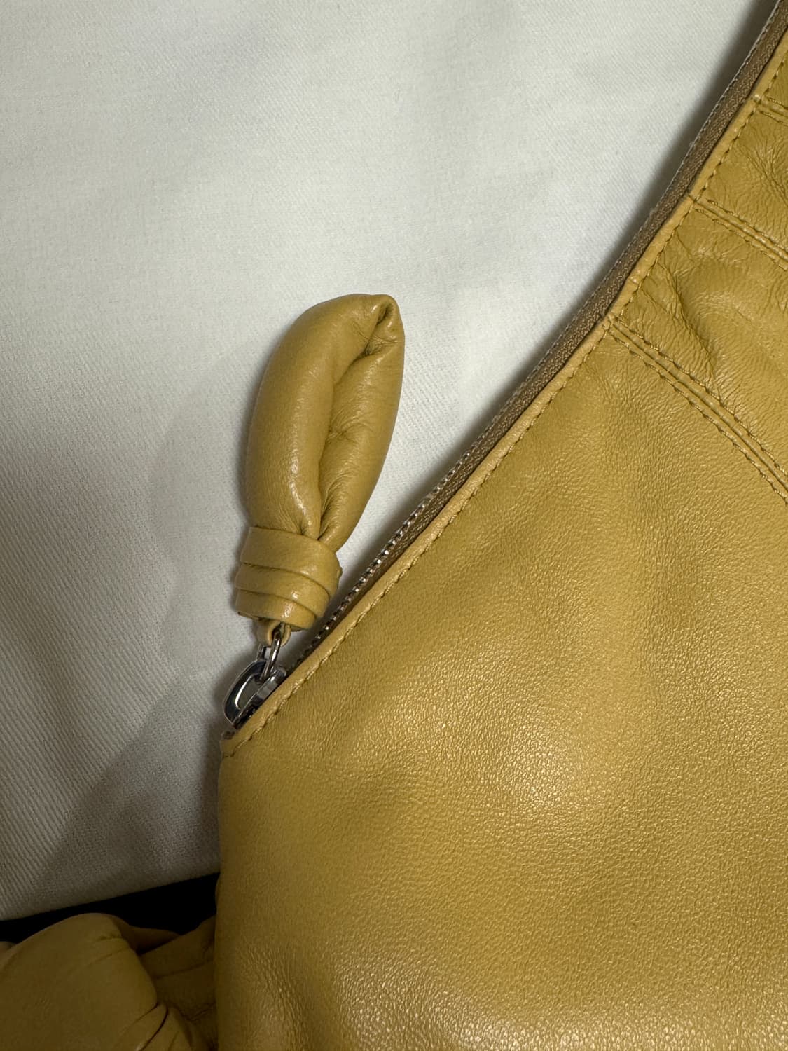 르메르 미디움 크루아상백 진저 상품이미지6