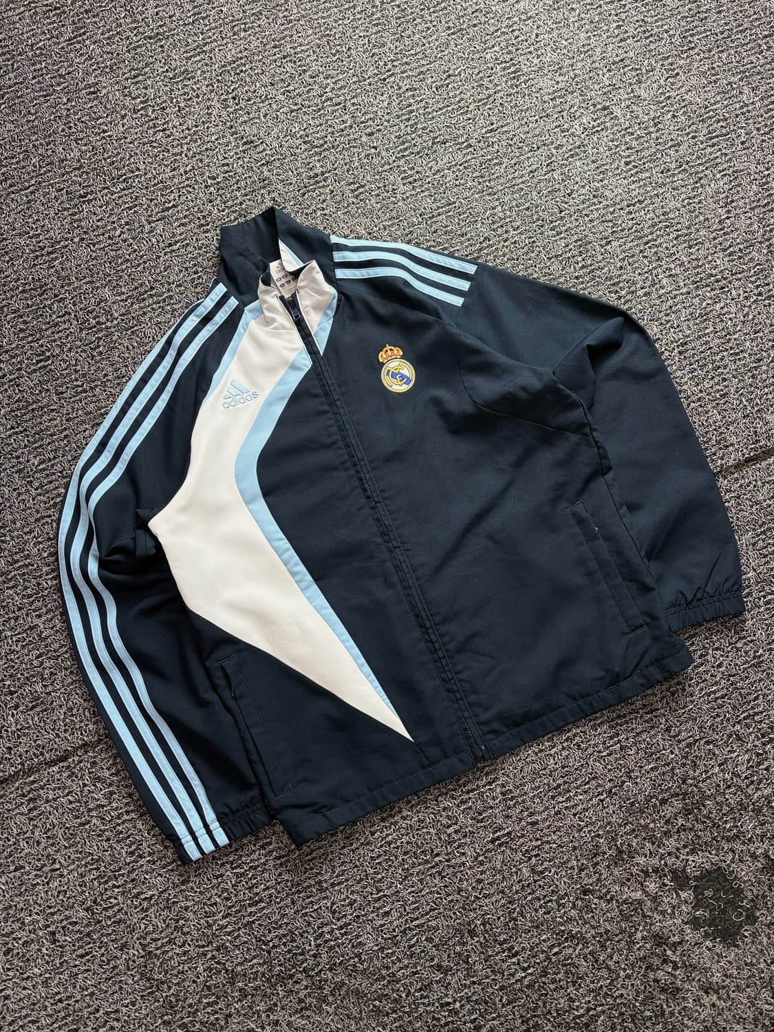 아디다스 레알 마드리드 레트로 우븐 트랙 바람막이 자켓 2923 상품이미지1