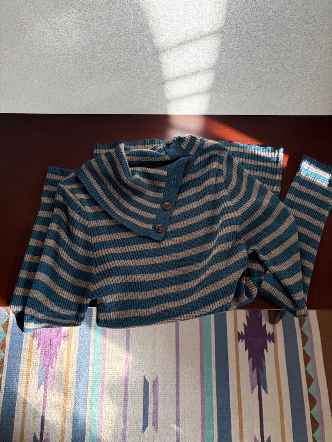 stripe patterned knit 상품이미지1