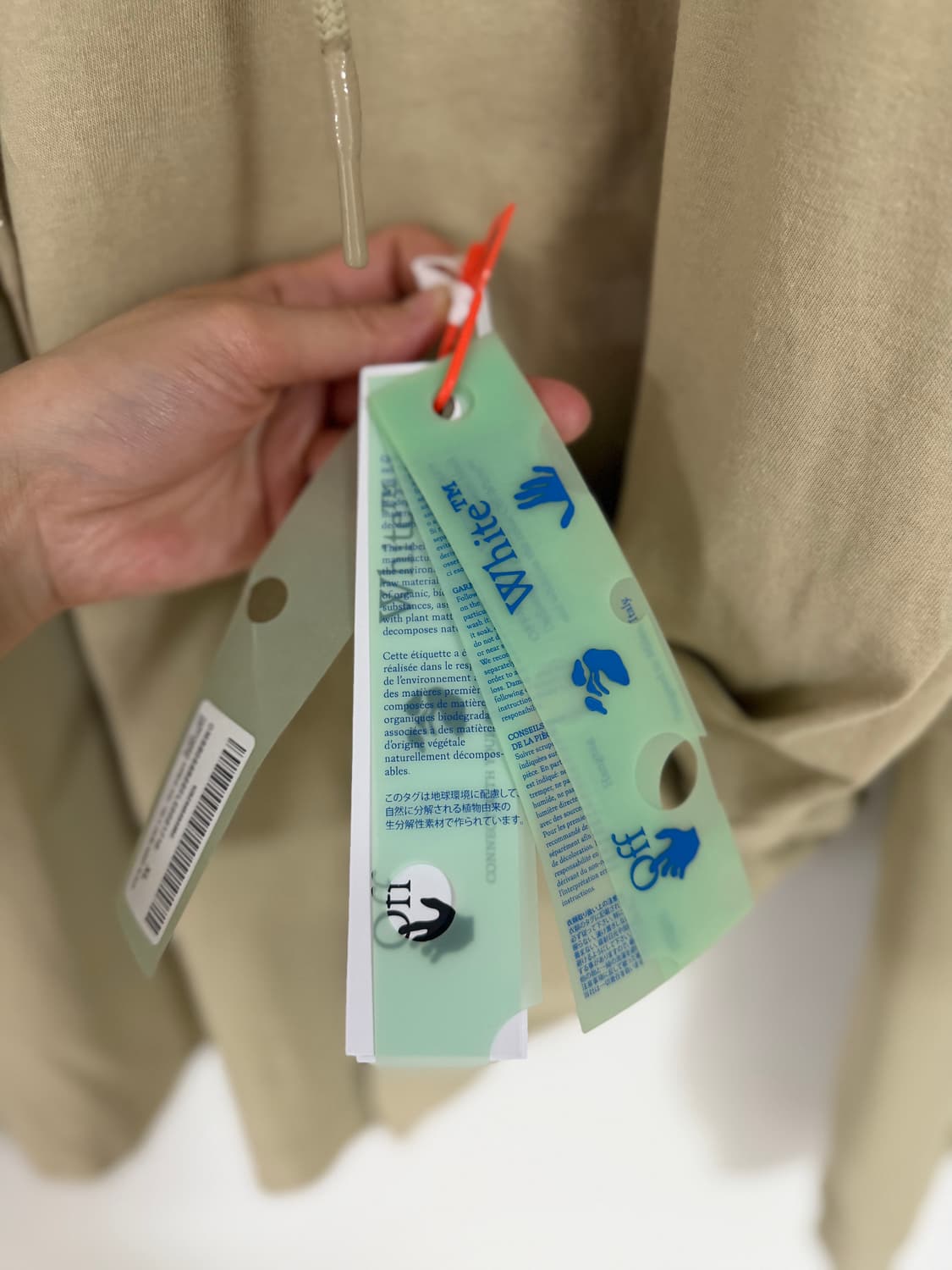 (새상품/정품) 오프화이트 스컬 화살표 맨투맨/롱슬리브 팝니다 XL 상품이미지4