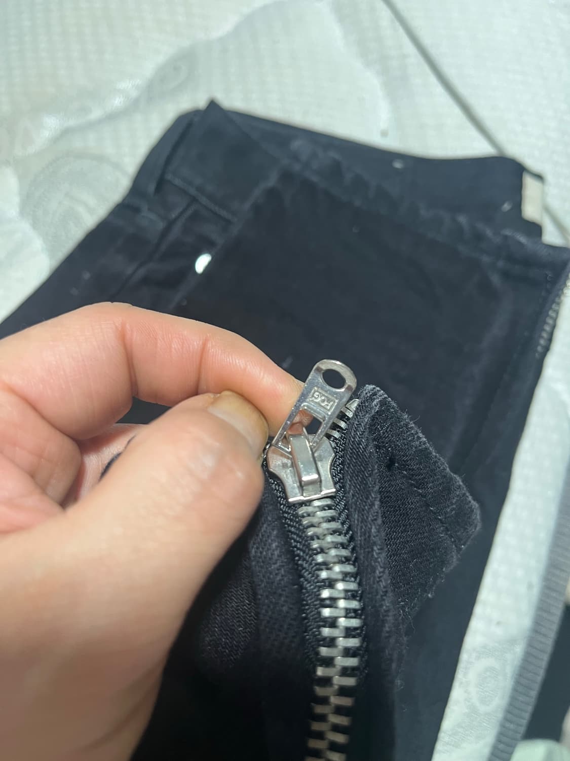 [재당근]피오갓 에센셜블랙 라이더 데님 28+로테 김현우 바지 상품이미지6