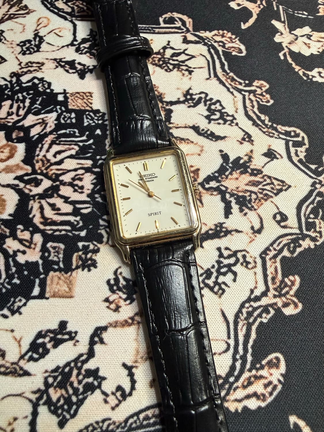 SEIKO 빈티지 쿼츠 시계 상품이미지1