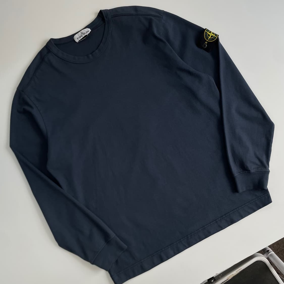 Stone Island  스톤 아일랜드 워시드 와펜 롱슬리브 상품이미지2