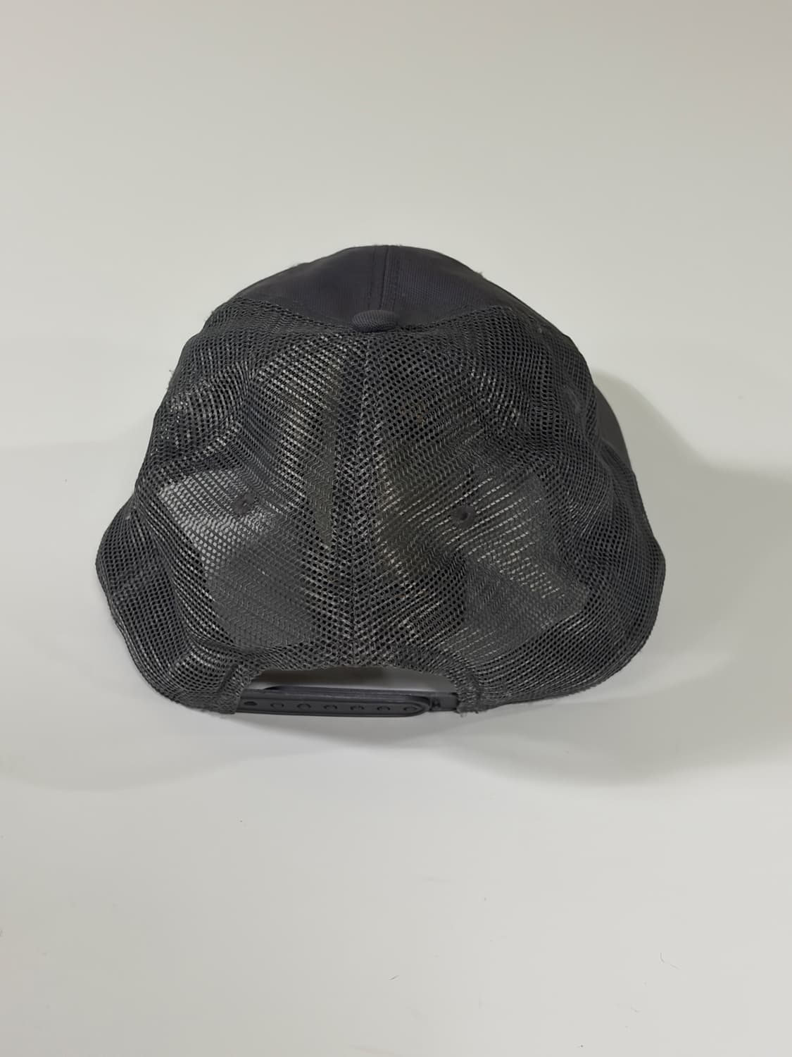 칼하트(Carhartt) 빈티지 챠콜 메쉬 트러커캡 상품이미지3