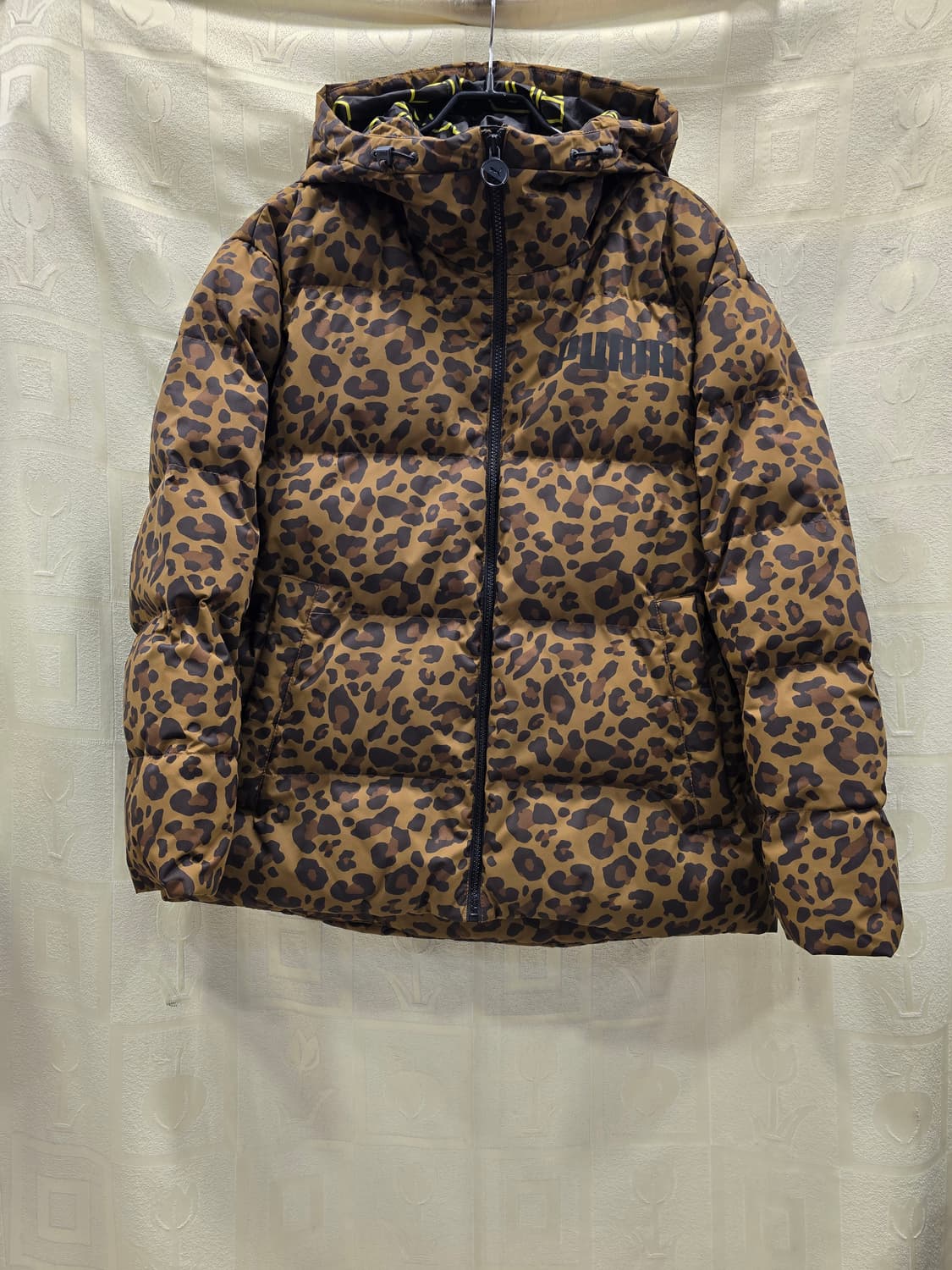 거의새거) 푸마 레오파드 패딩 점퍼 M (66) 상품이미지1