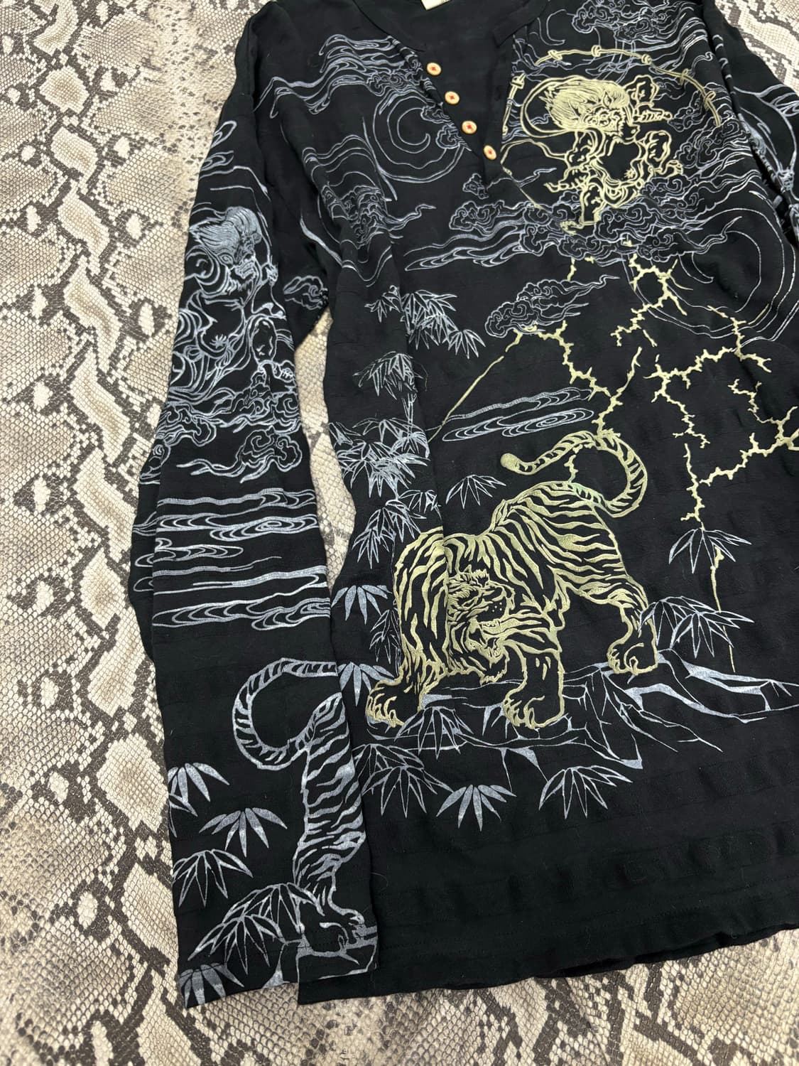 Oriental Full Print Black Sleeve 상품이미지2