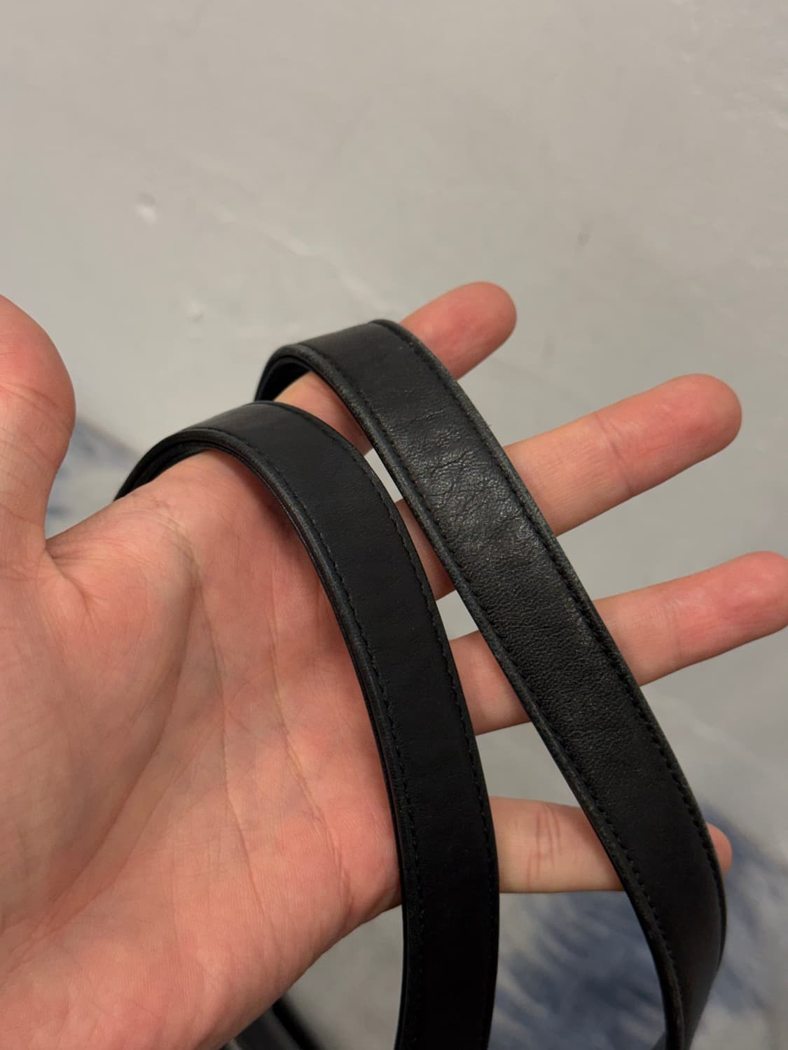 Japan AGNES B. Leather Flap Bag 상품이미지10