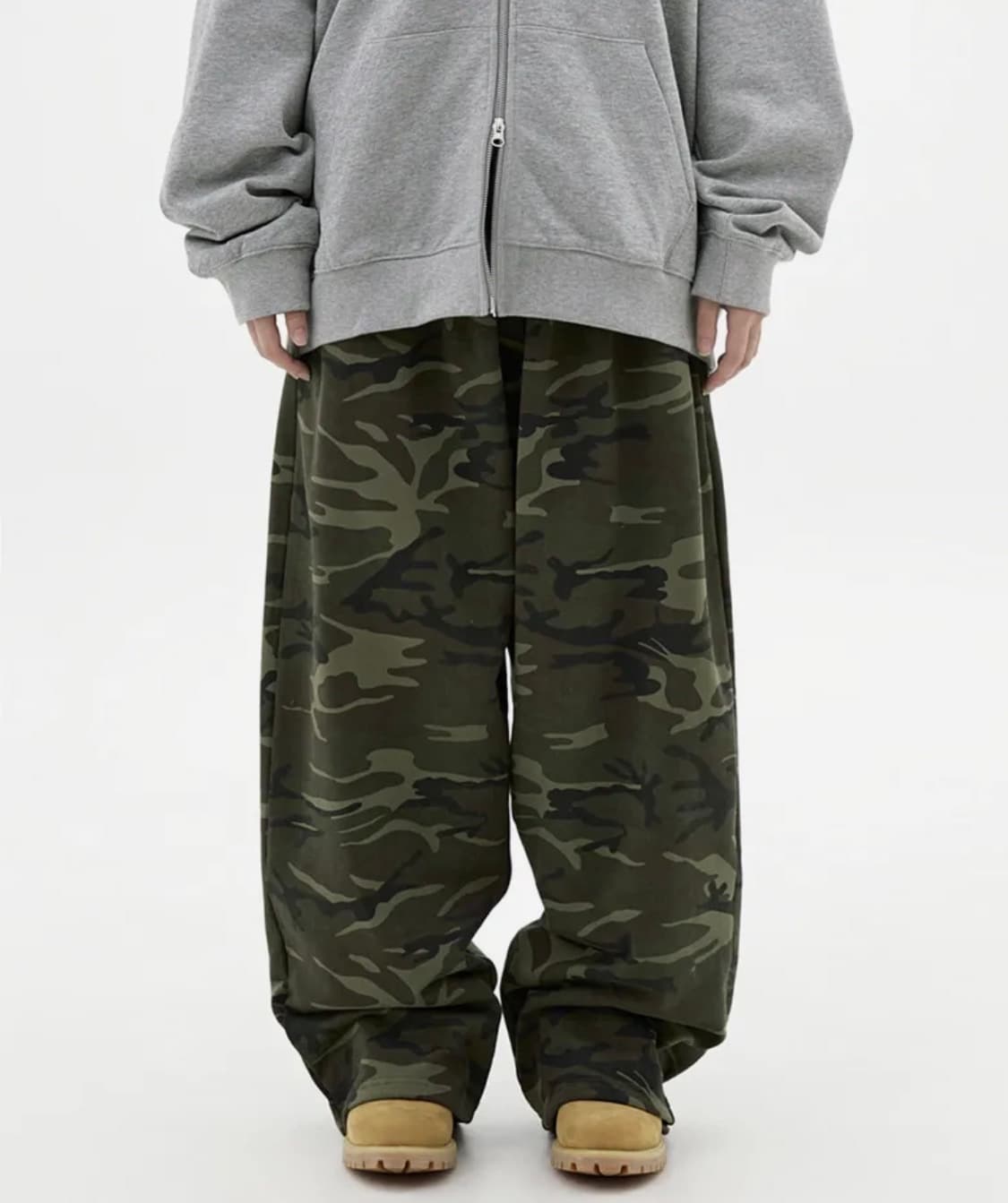 자이언트핏 솔리드 스웻 팬츠 (카모카키) 상품이미지1