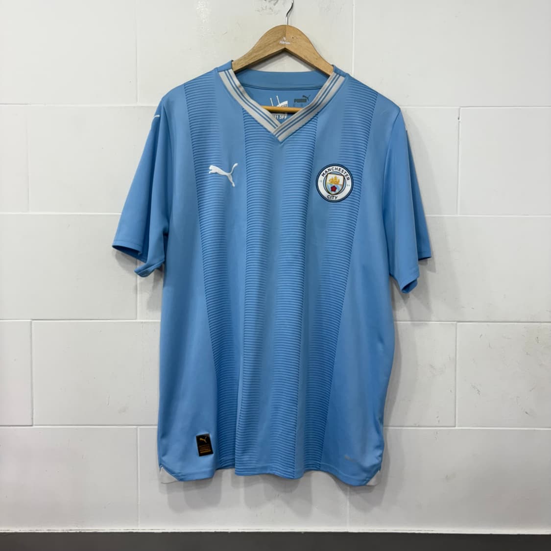 퓨마 맨체스터 시티 2023/24 홈 저지 유니폼 상품이미지1