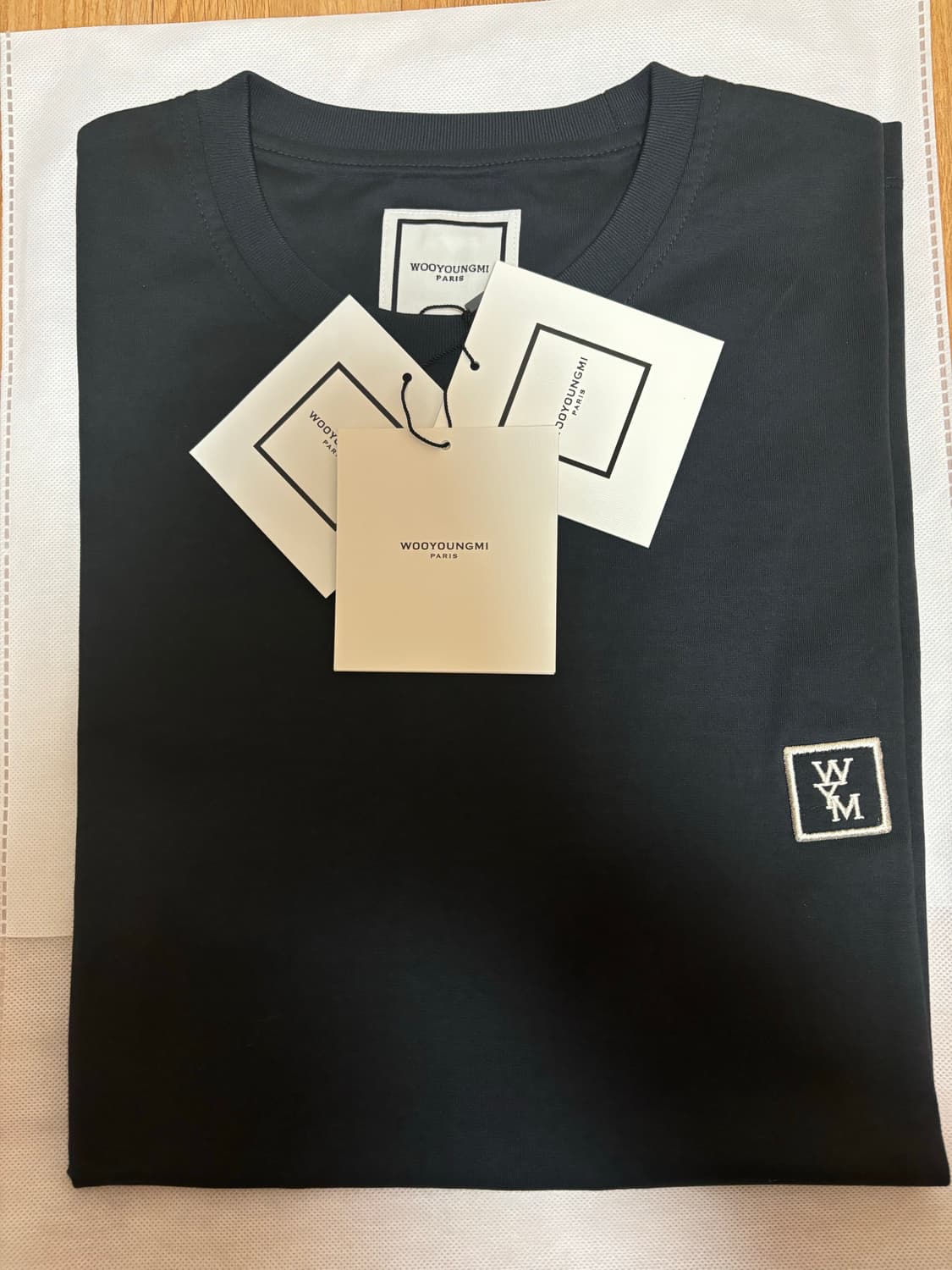 새상품 우영미 다크그레이 백로고 반팔티 50사이즈 상품이미지1