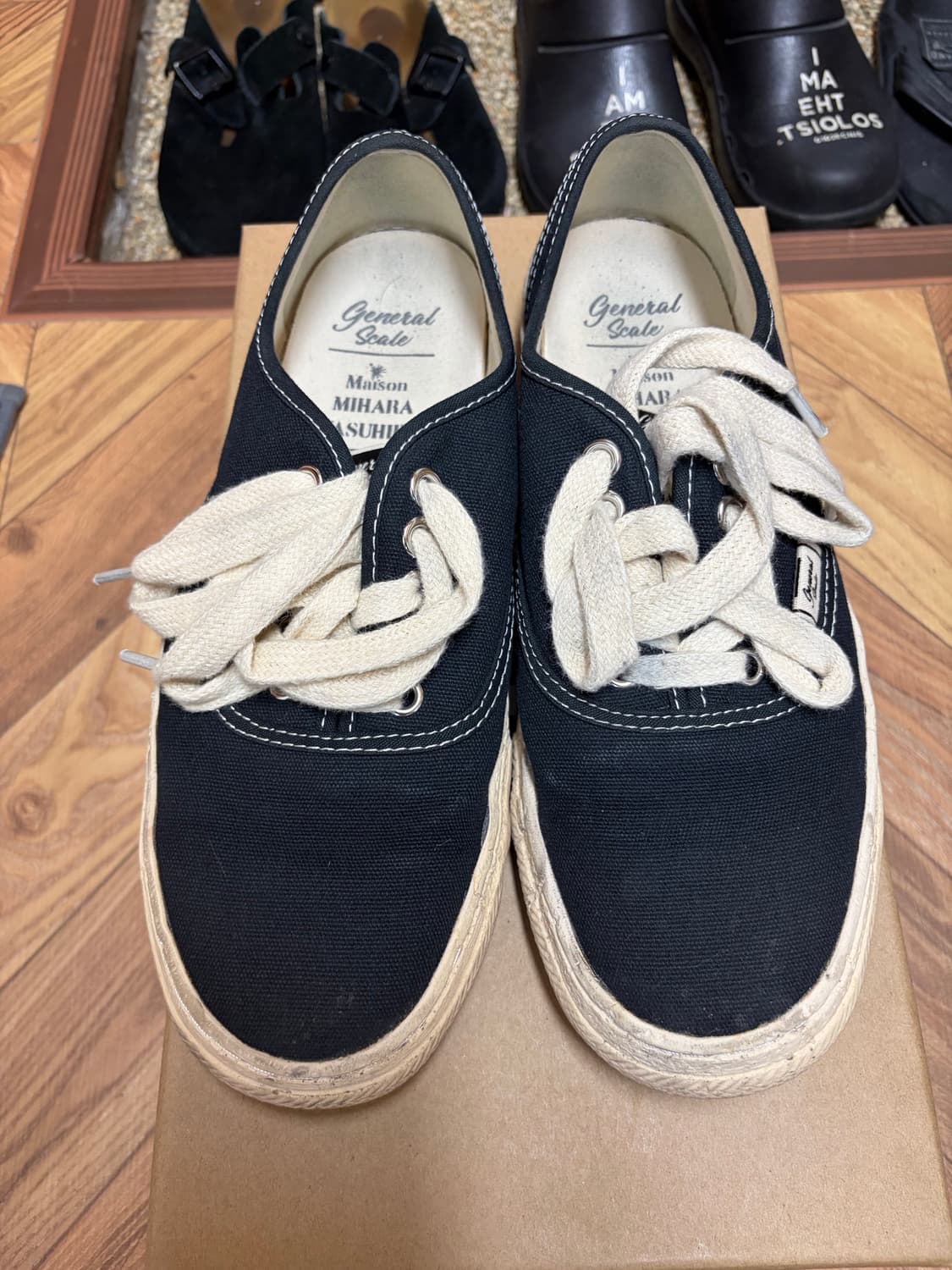 미하라야스히로 패스트솔 어센틱 블랙 42 상품이미지1