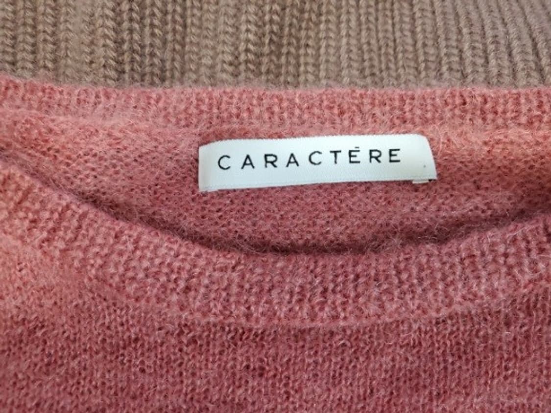 이태리 CARACTERE 까라떼레 투톤 포인트장식 니트 M 새상품
 상품이미지8