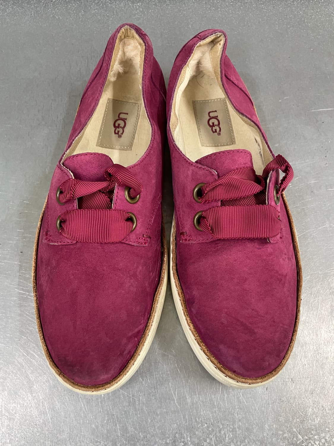 어그 카릴린 후쿠시아 스웨이드 스니커즈 235 상품이미지5