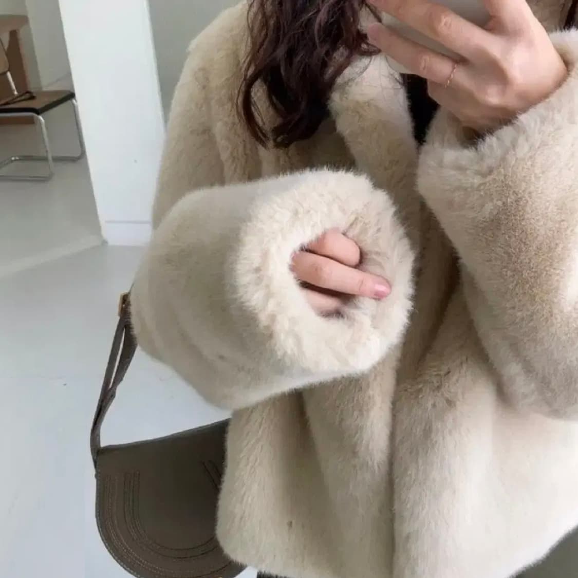 러브유쏘머치(LOVE YOU SO MUCH) 에코퍼 블루종자켓 새상품  상품이미지3