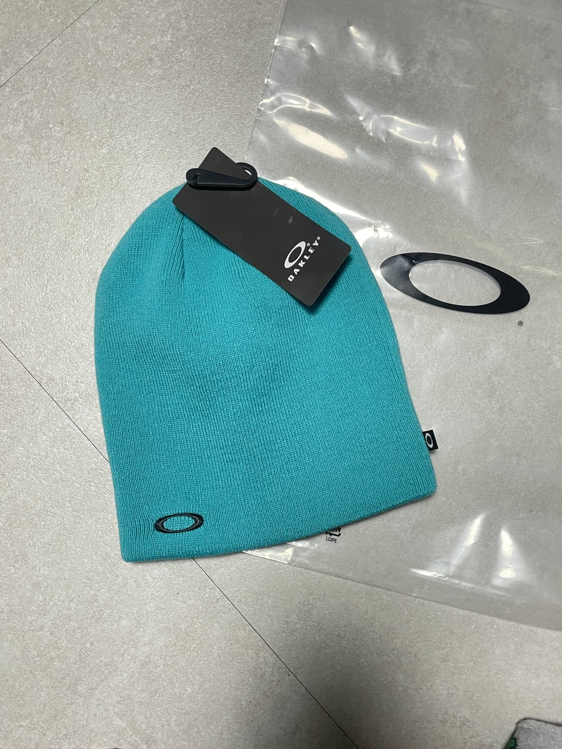 오클리 니트 비니 상품이미지1