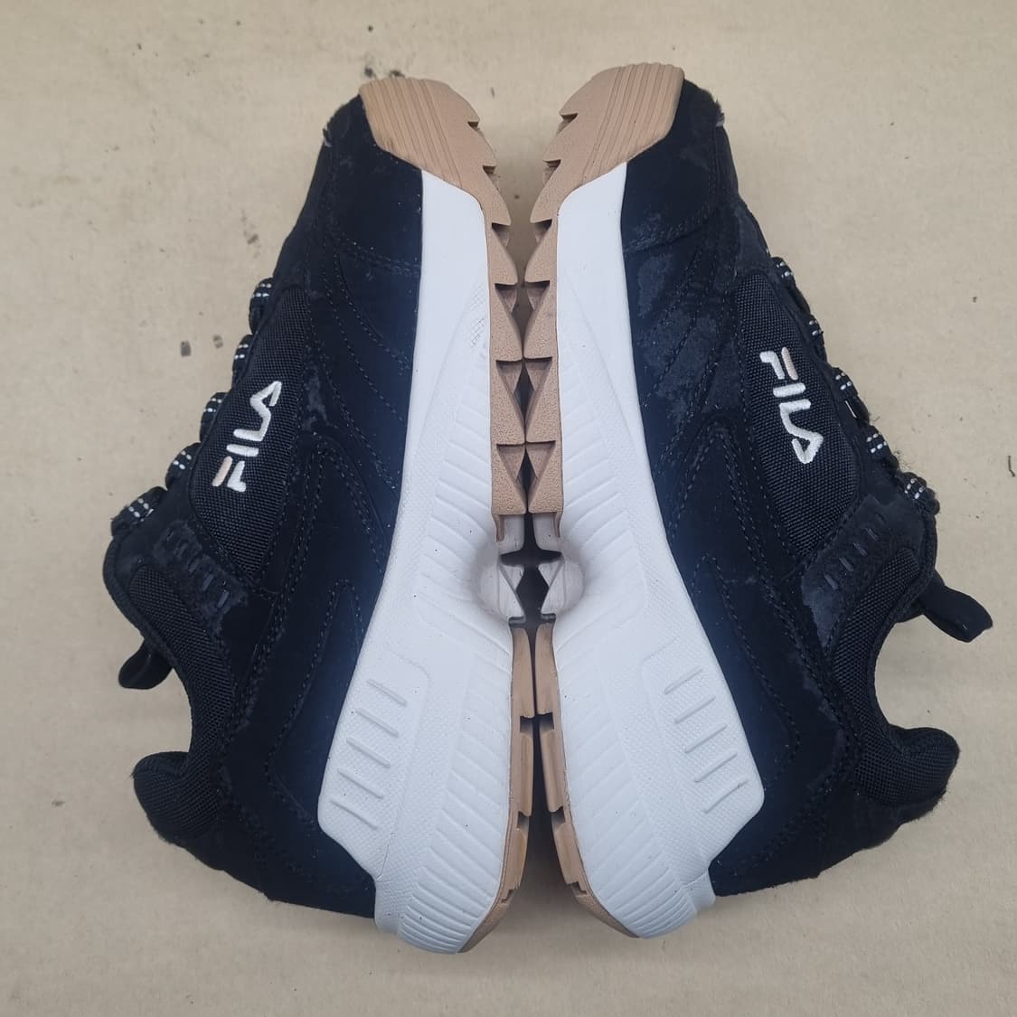 휠라 어글리슈즈 여성운동화245 상품이미지5