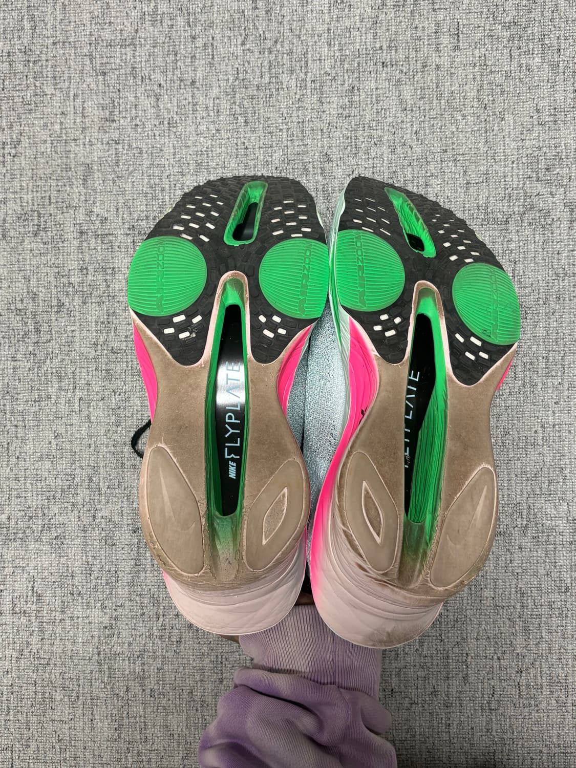 에어줌알파플라이넥트스3 상품이미지1