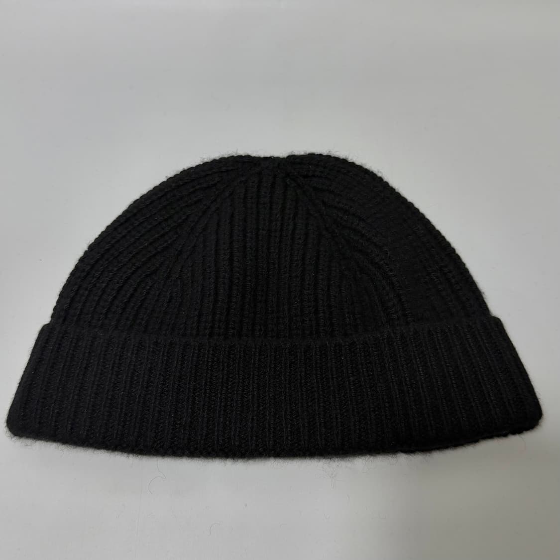 셀린느 심리스 캐시미어 트리오페 클로시 비니 (os)  상품이미지2