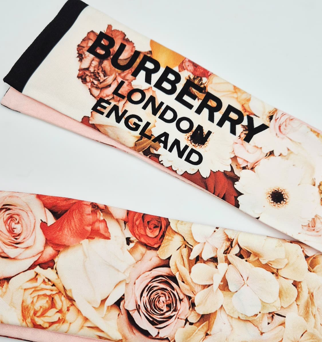 버버리 플로럴 실크 트윌리 스카프 핑크 상품이미지4