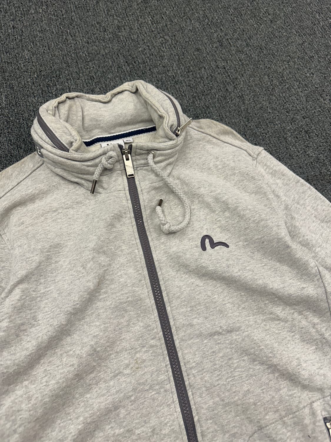 L) 에비수 스몰로고 그레이 후드집업 상품이미지3