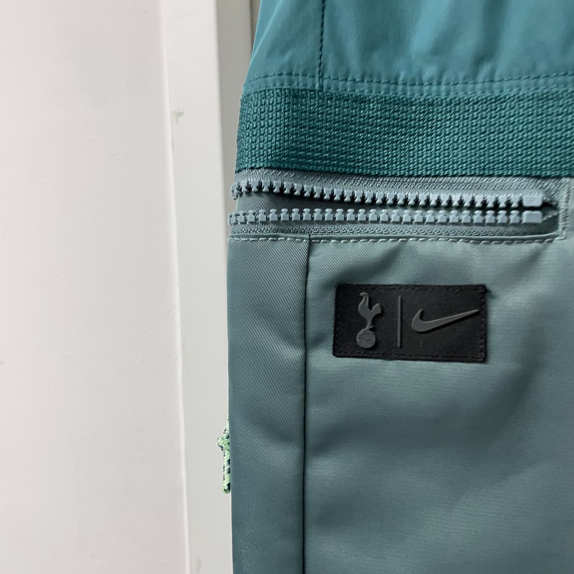 나이키 토트넘 트레이닝 팬츠 L 상품이미지4