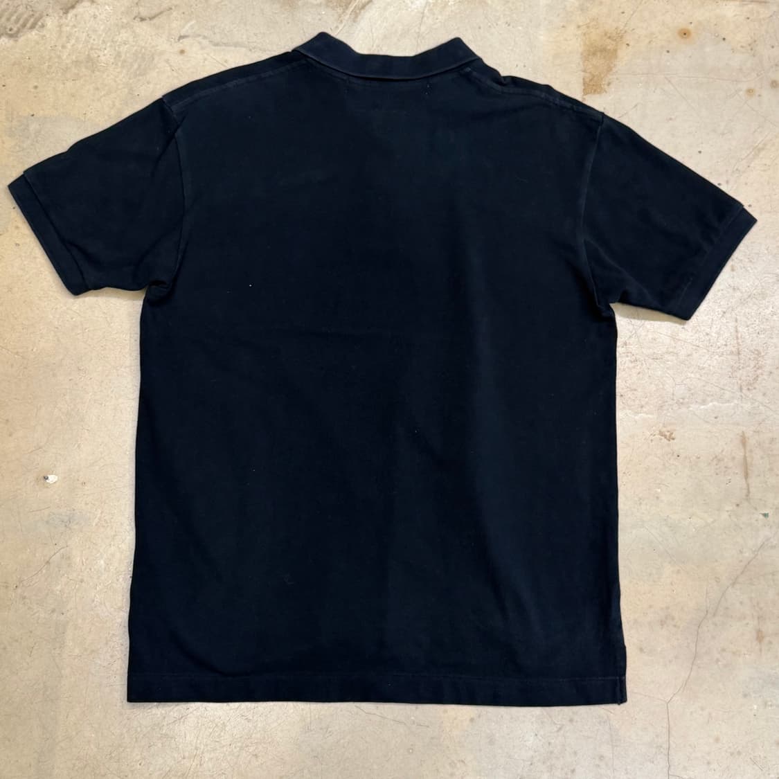 XL 꼼데가르송 레드 하트 와펜 블랙 카라 반팔티 상품이미지3