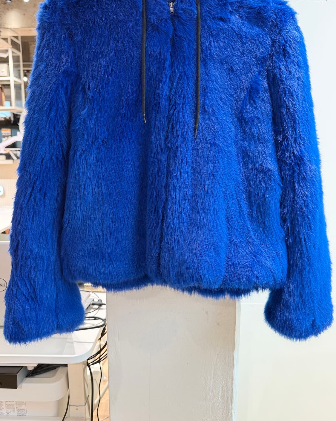 msgm 블루 페이크 퍼 후드 자켓 상품이미지6