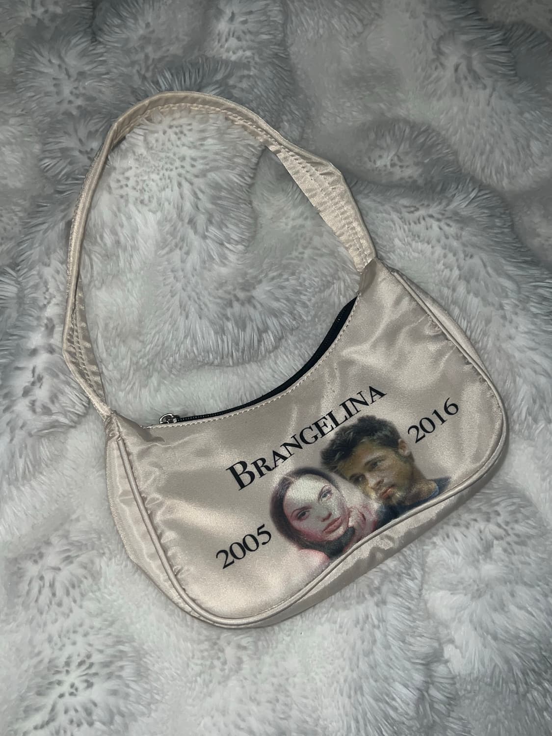 praying 브란젤리나 숄더백 상품이미지1