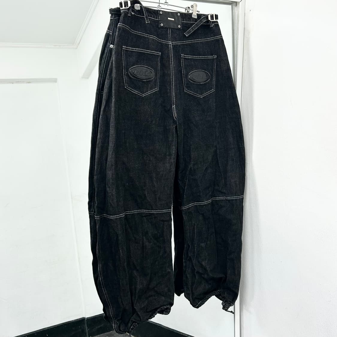 배드블러드 스쿼드 컨백스 팬츠 상품이미지5